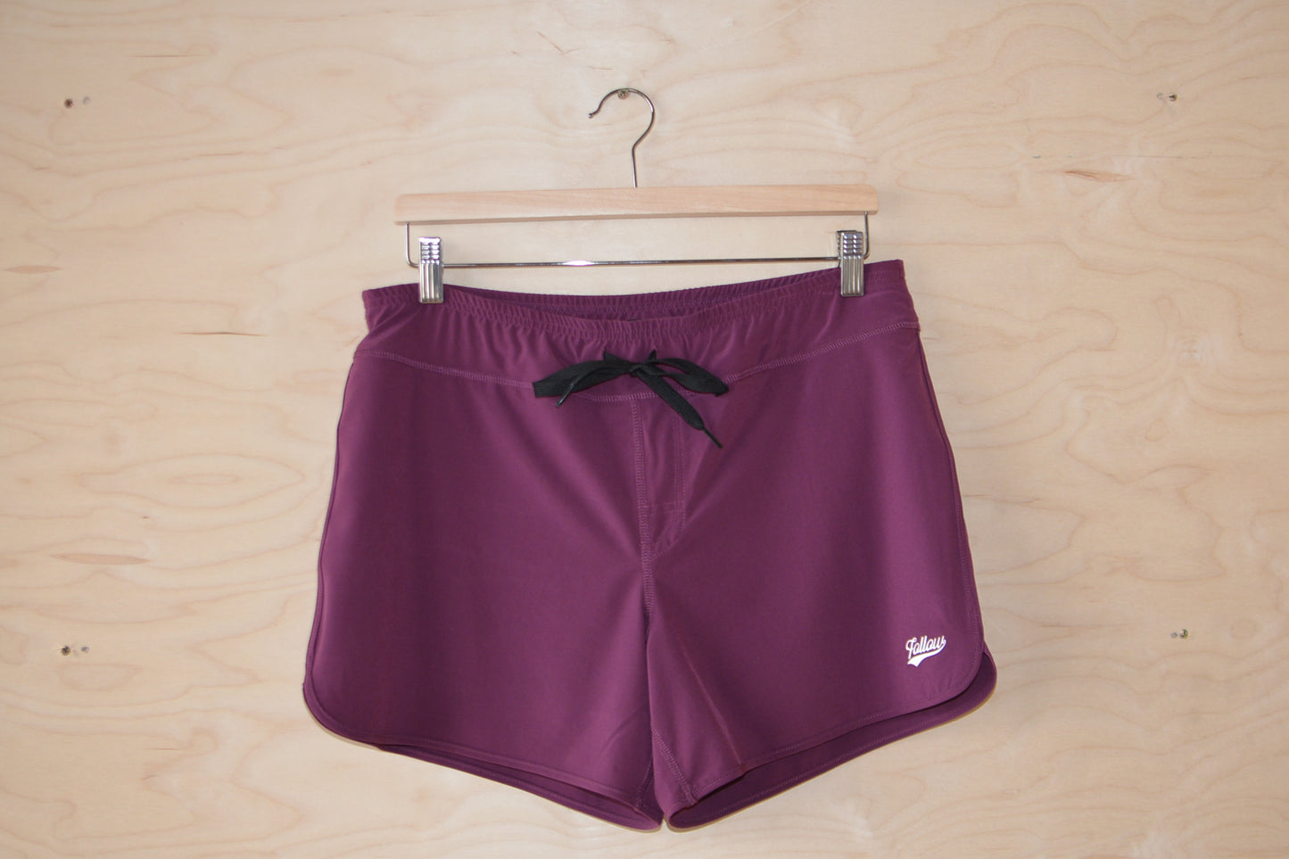 FOLLOW PHARAOH LADIES RIDE SHORTS - MAROON